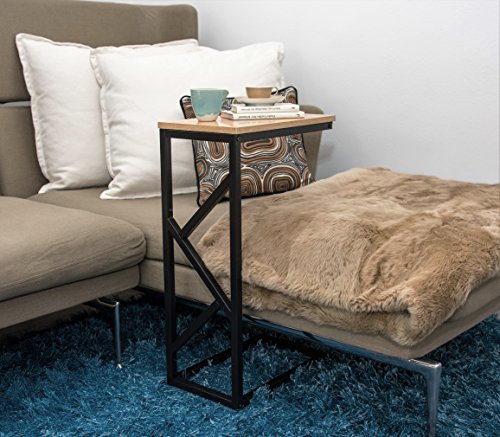 bonVIVO® Designer-Couchtisch GIORGIO, Beistelltisch in moderner Holz-Optik schwarzem Stahlgestell bonVIVO® Designer-Couchtisch GIORGIO, Beistelltisch in moderner Holz-Optik schwarzem Stahlgestell